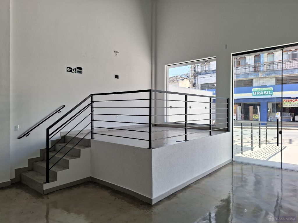 Galpão para alugar no São José com 645 m² — foto 4